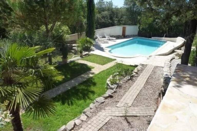 Villa Vic-le-Fesq