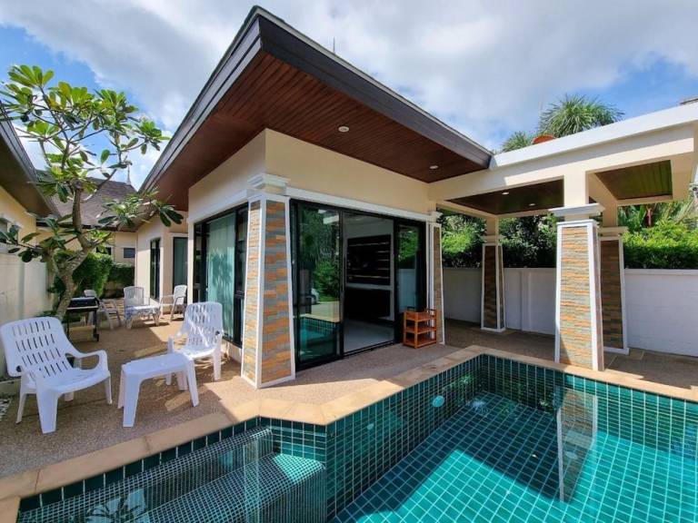 Baan Gipper Private Pool Villa in Krabi