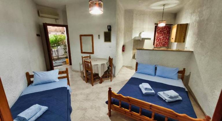 Akrata Golden Beach House 3 — photo 2
