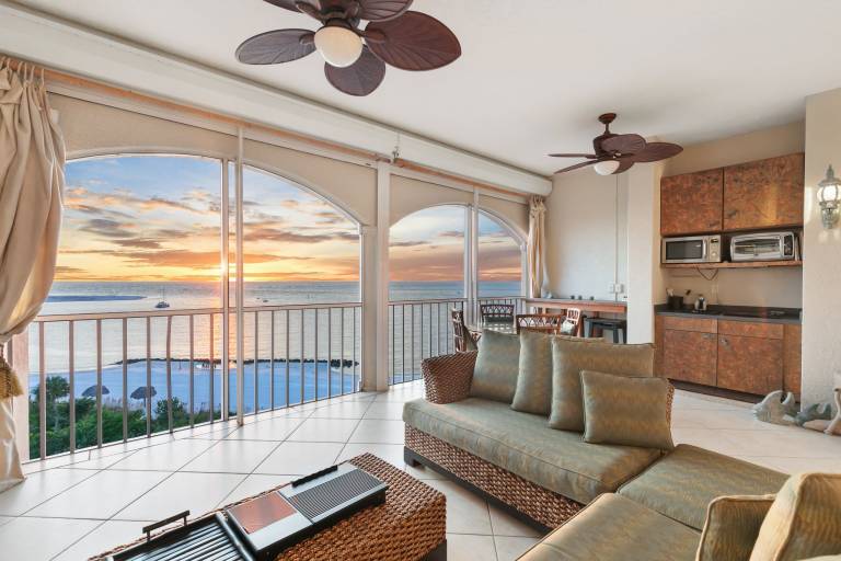 Condo  Marco Island