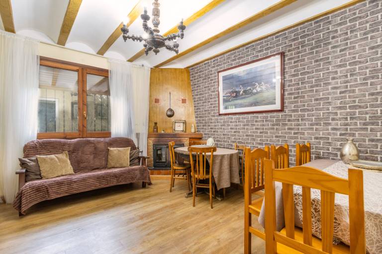 Fully equipped finca with garden, pool & grill | Pets are welcome — photo 2