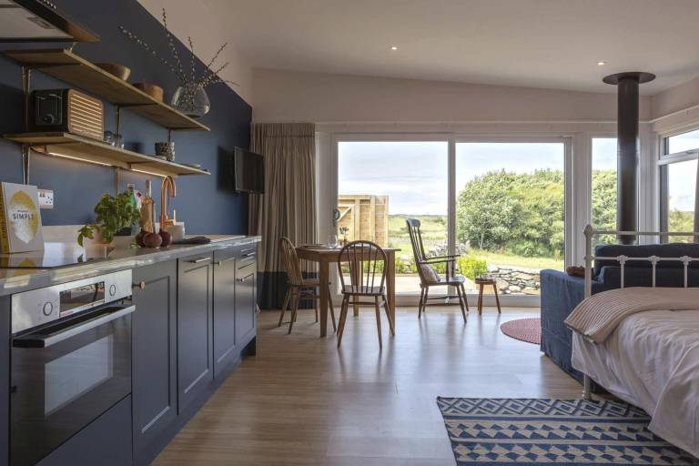 Apartment  Llanfaelog