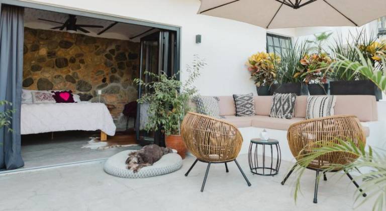 Charming serviced apartment with patio & garden | Pets are welcome — photo 2