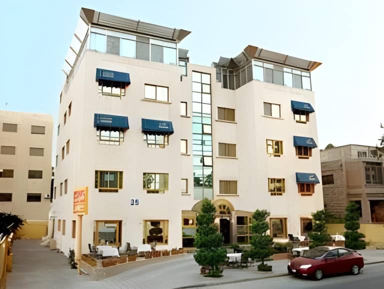 Serviced apartment with terrace & garden in Amman
