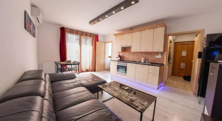 Apartman Komló