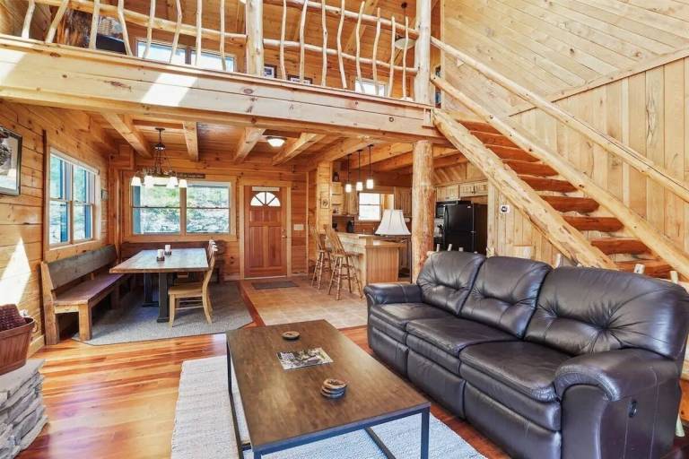 Cabin Hocking Hills