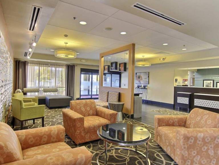 Hampton Inn Medina — photo 2