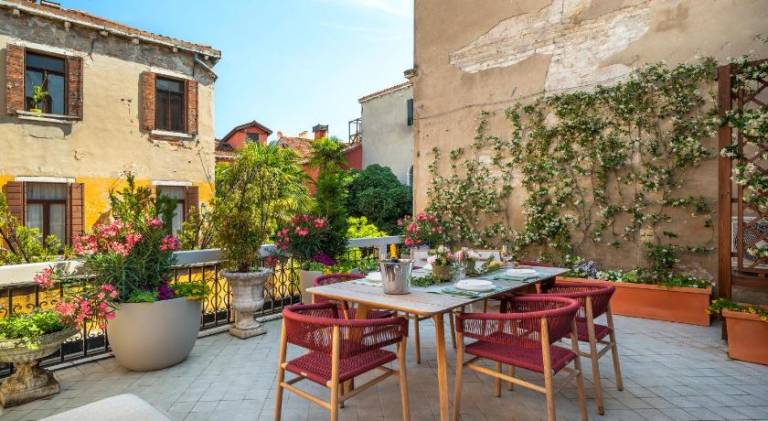 Apartment | Next to Santa Maria della Salute in Venice