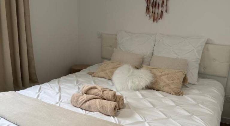 Charming holiday apartment with patio & garden | Pets are welcome in Ouistreham