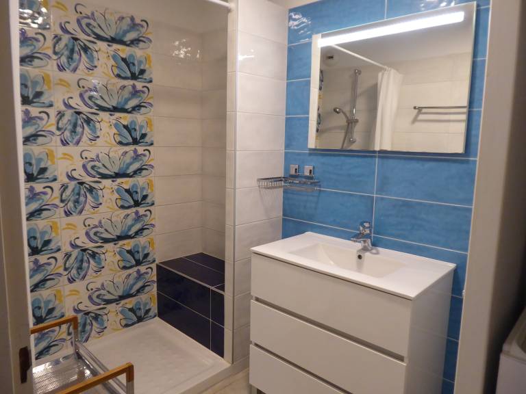 Fully equipped wonderful rental apartment with patio & barbeque | Pet-friendly — photo 5