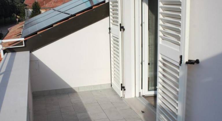 Apartment with terrace — photo 5