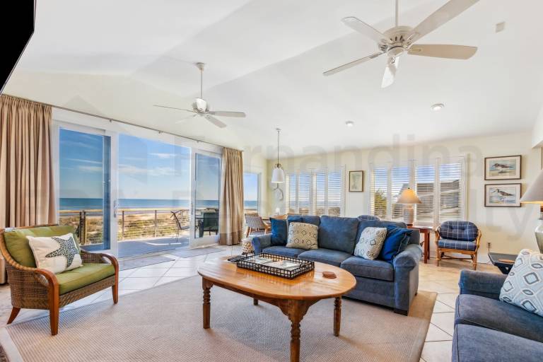 Children-friendly spacious vacation home with patio | Pets allowed in Fernandina Beach, FL