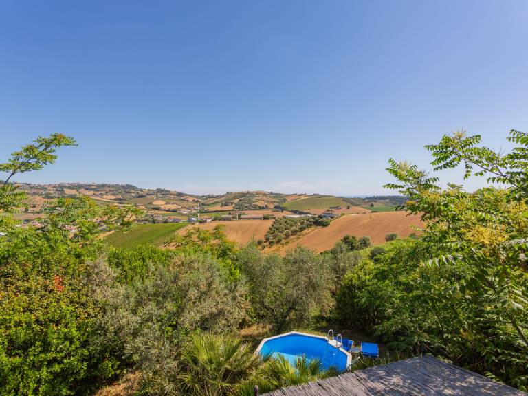 House with garden, private pool & barbeque — photo 2