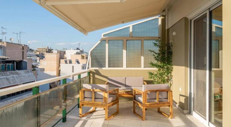 The Portside Getaway - 2BR, 2BA Duplex in Piraeus — photo 5