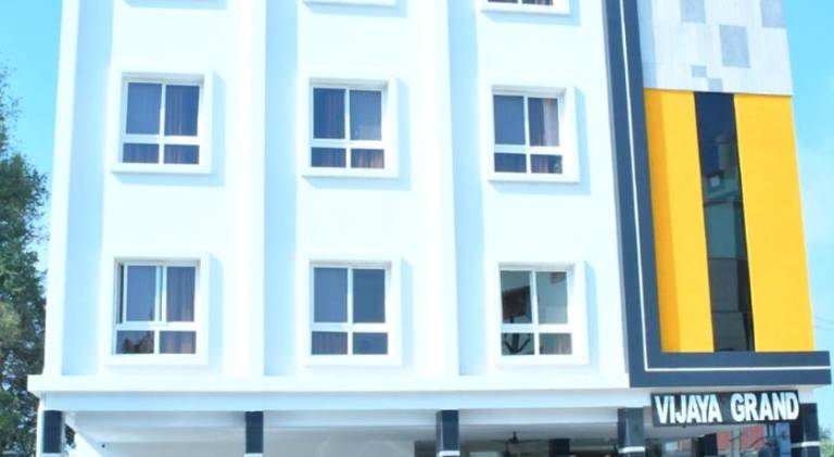 Hotel Vijaya Grand in Tirupati