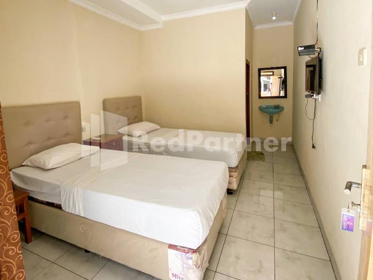 Hotel Kurnia Jln Pemuda Blora RedPartner