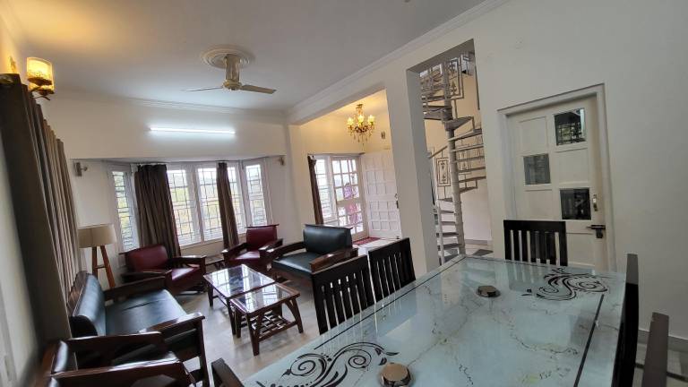 Beautiful bungalow | Perfect for remote work | Pets allowed — photo 4