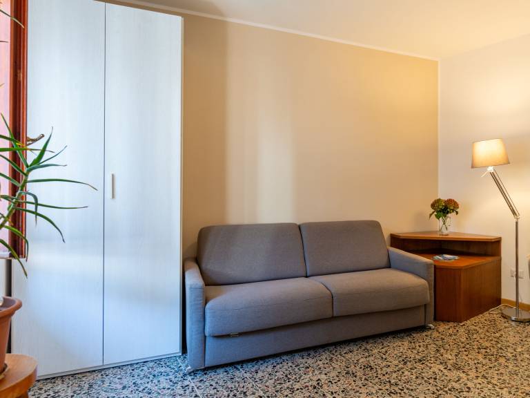 House with 2 rooms for 6 persons — photo 4