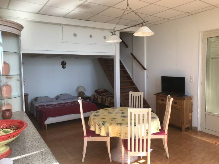 Rental apartment with garden & patio | Mountain view | Pet-friendly — photo 3
