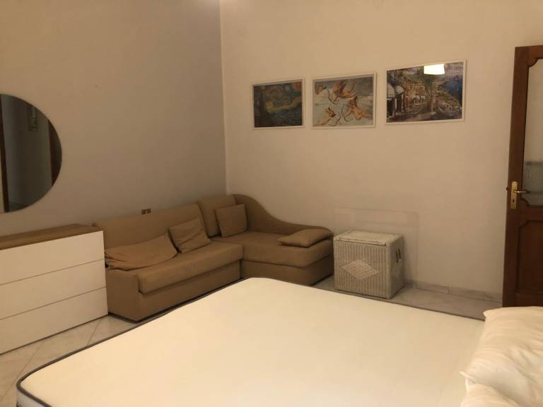 Apartment with 1 room for 4 persons — photo 3
