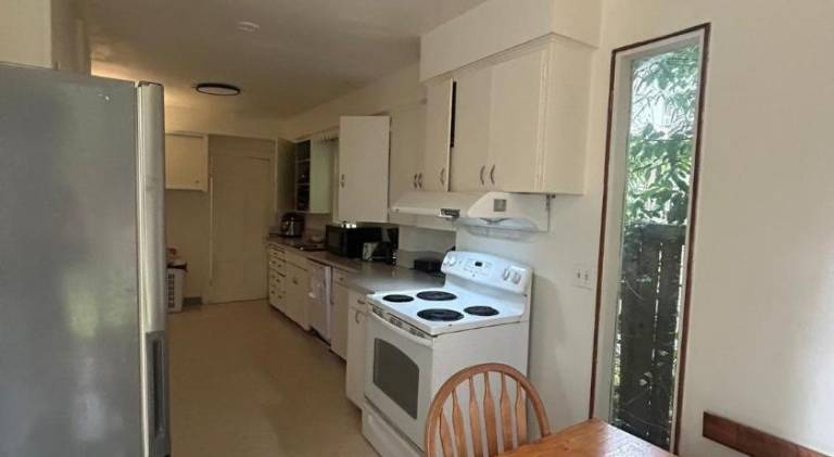 Vancouver Guest House - Airport 10 Min - Free Parking & Fast Wi-Fi — photo 4