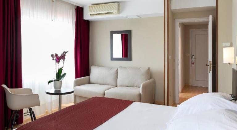 Hotel Santiago Apostol — photo 2