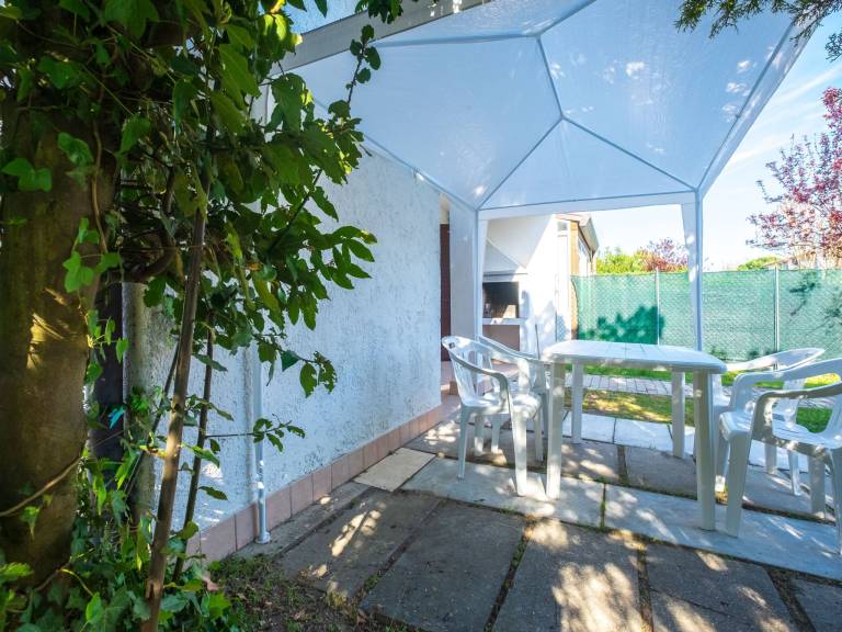 Beautiful vacation home with barbecue & garden | Beach nearby | Dogs allowed — photo 3