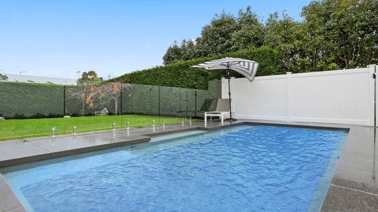 House  Frankston