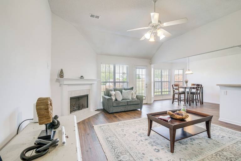 Cottage  Southaven