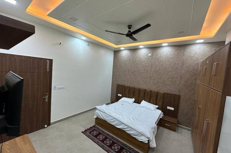 Hotel The Divine Cloud By IHCS Group