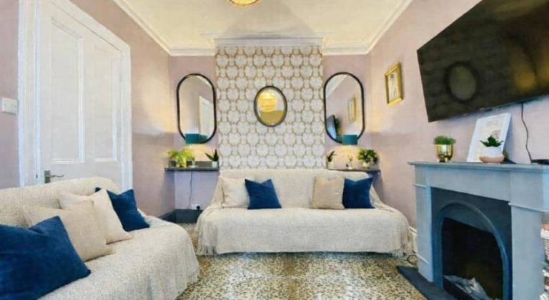 Bournemouth Beach Boutique with Hot Tub - Close to Beach and Town Centre — photo 3