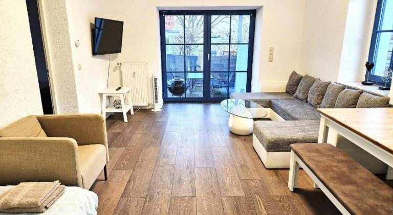 Holiday apartment with 3 rooms for 8 persons in Schkeuditz