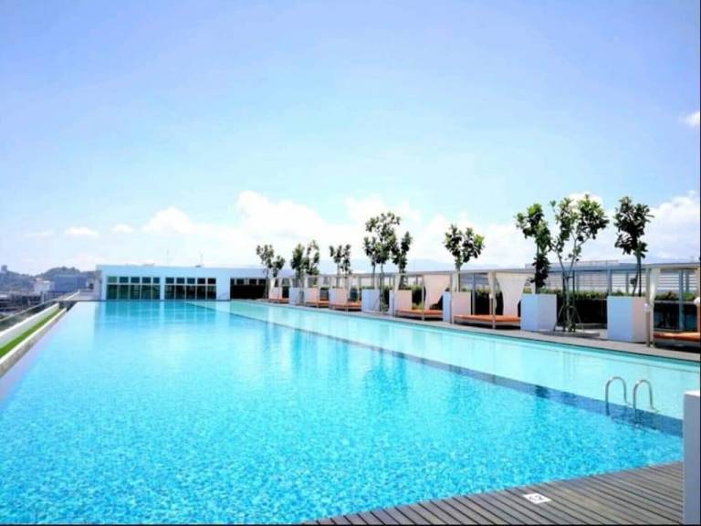 Condo  Kampung Sembulan