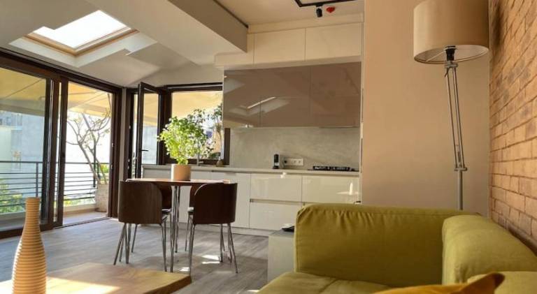 Holiday apartment with terrace & hot tub | Close to Acropolis of Athens — photo 2