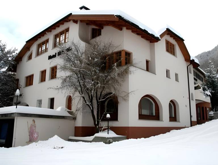 Hotel Helvetia in Val Muestair