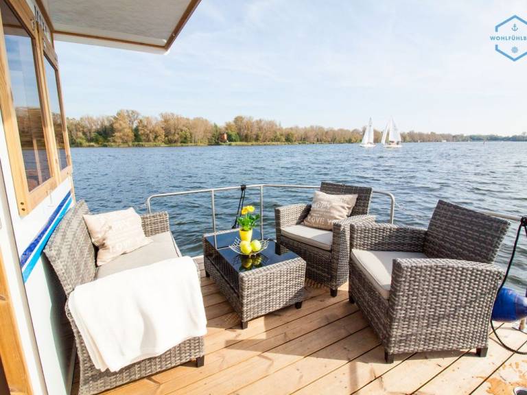 Wohlfühlboot ANNA in Bad Saarow Festlieger