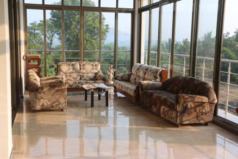 Fully equipped villa with jacuzzi, yard & barbeque | Dogs allowed — photo 3