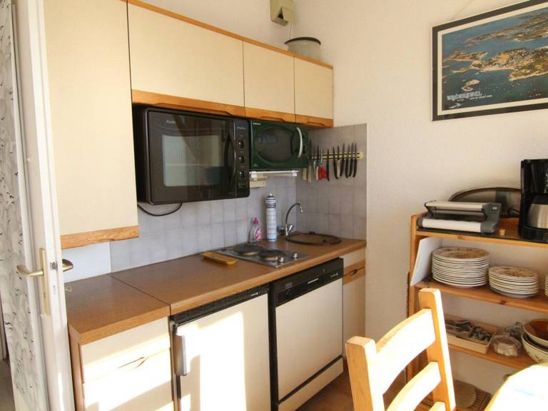 Studio 4 pers. 23m² - Center, Lift, Pets OK, South Terrace — photo 5