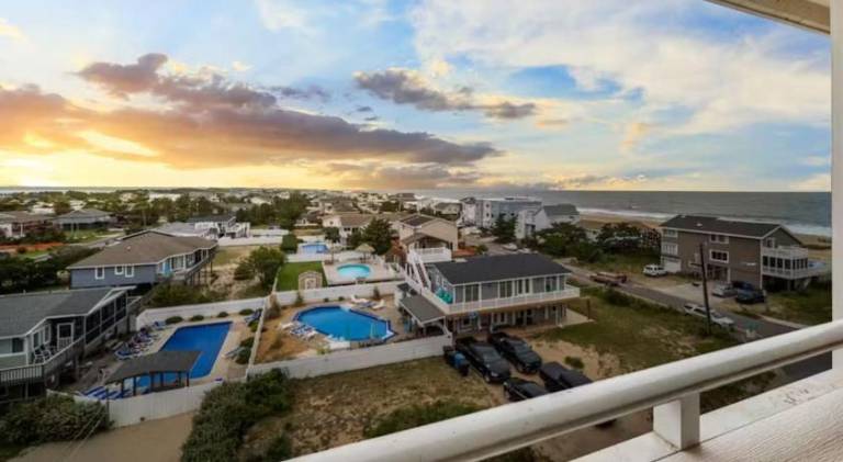 Sojourns Beach Views & Pool Family Home Sleeps 9 in Virginia Beach, VA