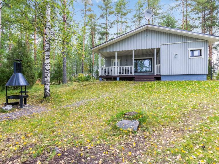 House with patio & sauna | Nature view | Dogs allowed in Savonlinna