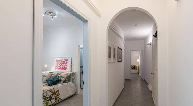 Apartment with 2 rooms for 6 persons — photo 3