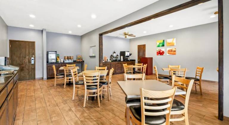 Quality Inn Brookings-University — photo 3