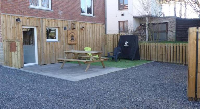 Rental apartment with 1 room for 4 persons in Liege