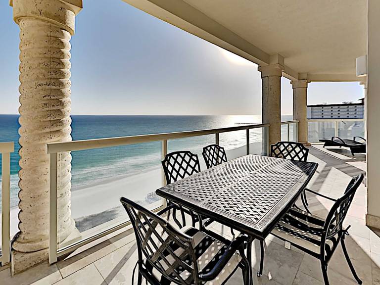 Condo  Gulf Breeze