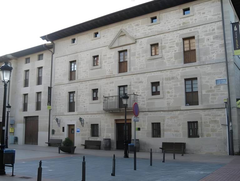 Arganzon Plaza in Burgos