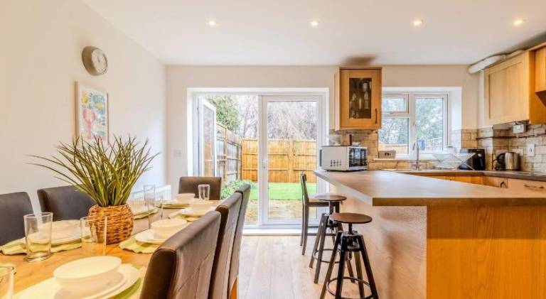 Rental apartment | Suitable for remote work in Reading