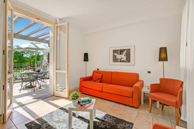Family-friendly wonderful rental apartment with terrace | Water view | Next to the beach | Dogs allowed — photo 2