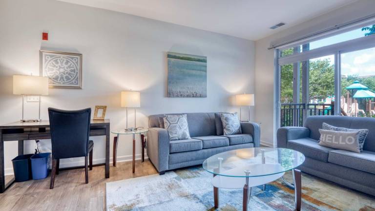Child-friendly rental apartment with grill & pool | Suitable for remote work | Pet-friendly — photo 2