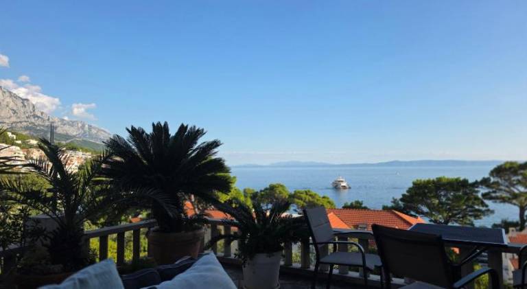 Apartment with terrace & jacuzzi | Beach nearby | Pet-friendly — photo 3