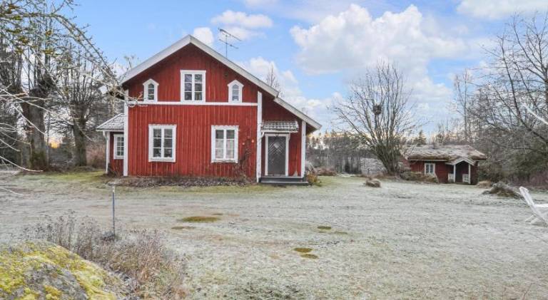 Vacation home | Dogs allowed in Örebro